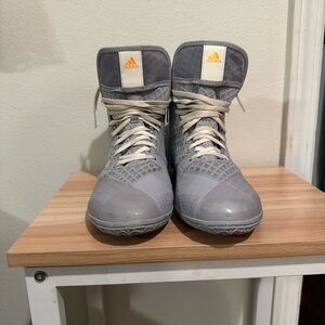 Adidas Gray May Wizard 4 size 10 wrestling shoes